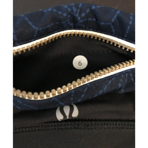 Lululemon Run Inspire Crop II Sashiko Black Fa14 Quilt 23 Leggings - Size 6 - Picture 6 of 11